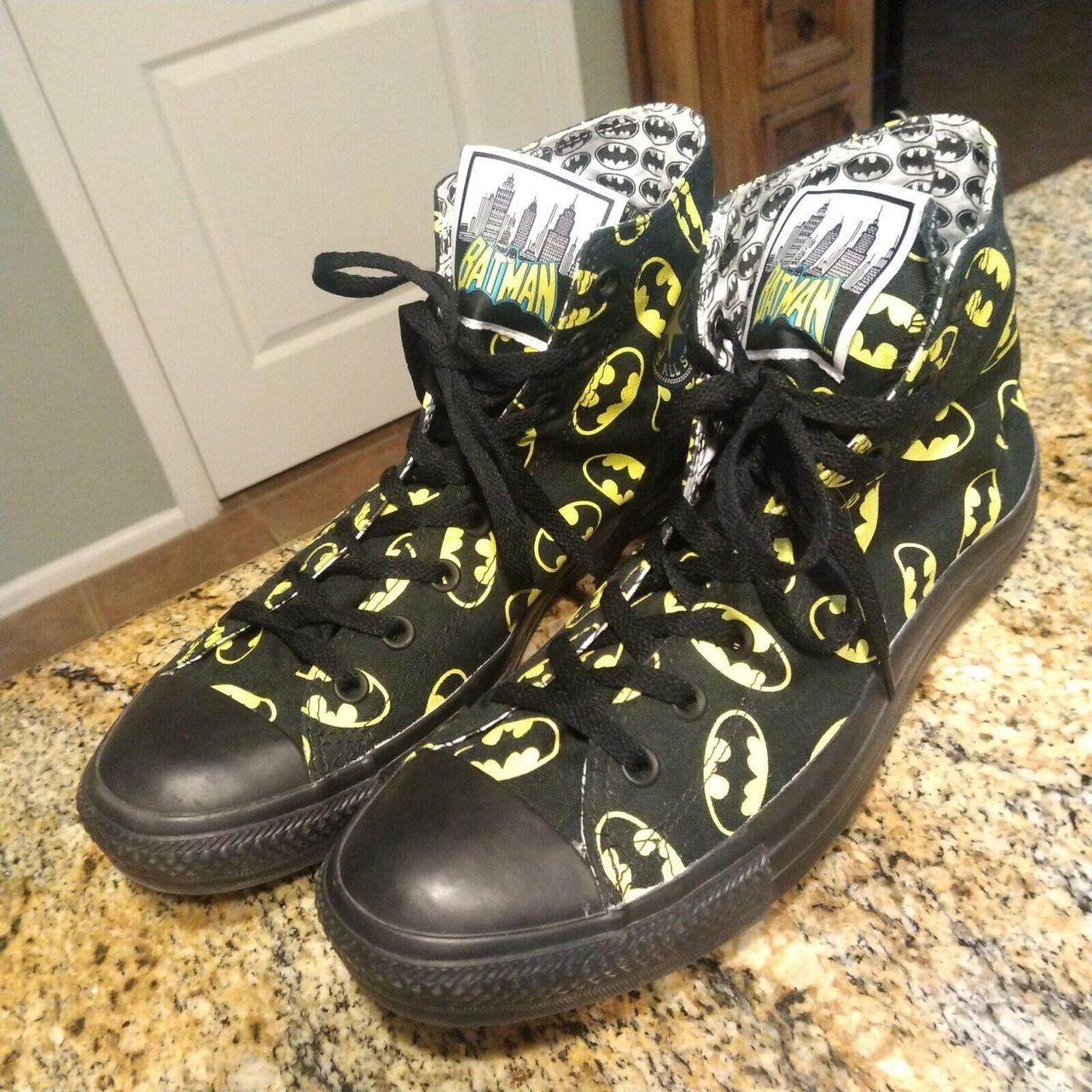 Leather batman converse best sale