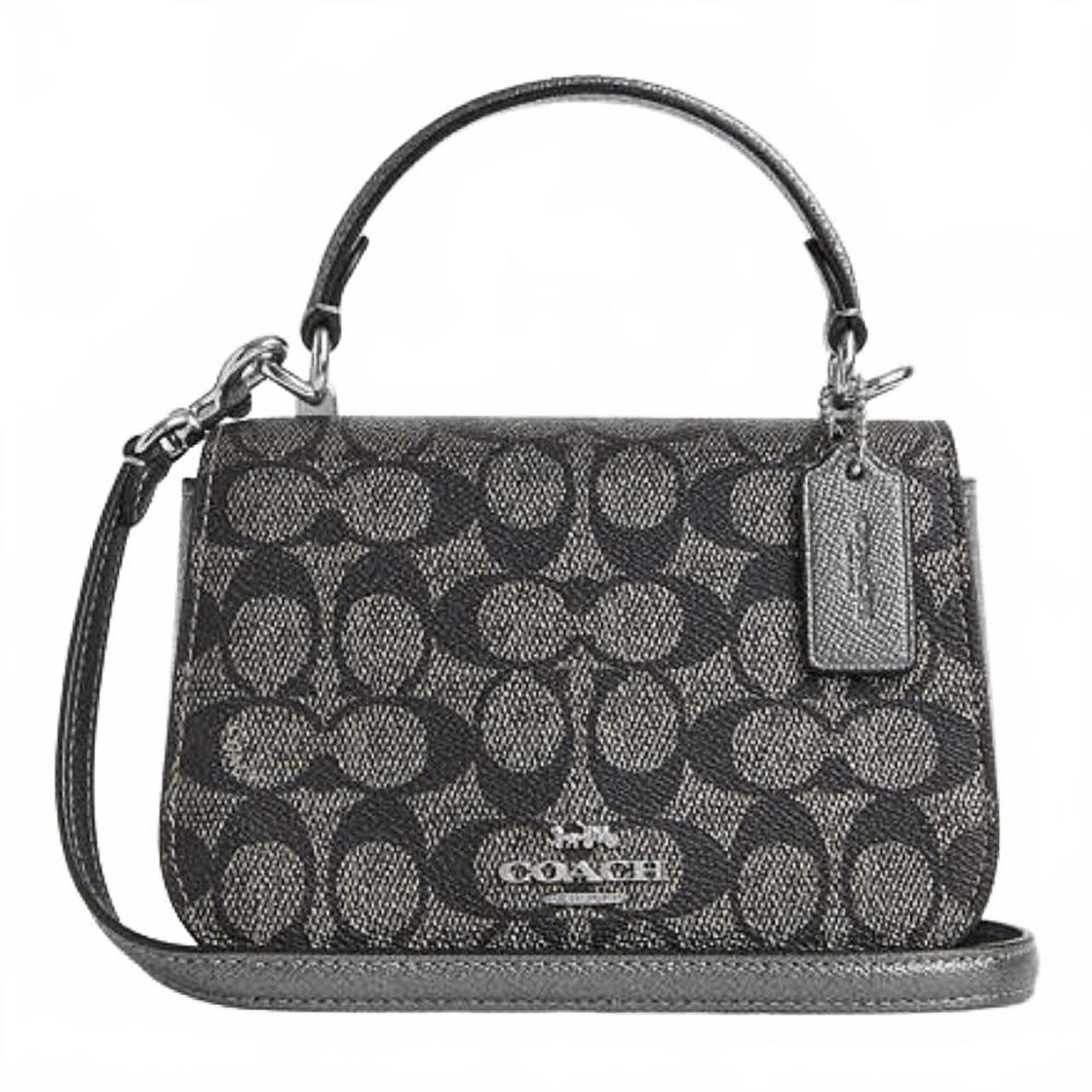 item listed by depopest_604
