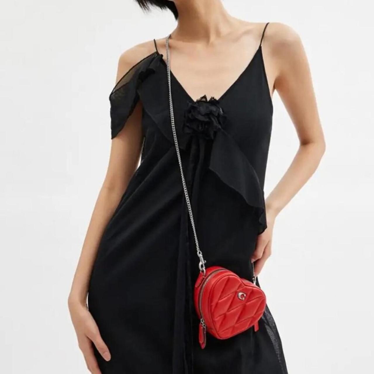 item listed by depopest_604