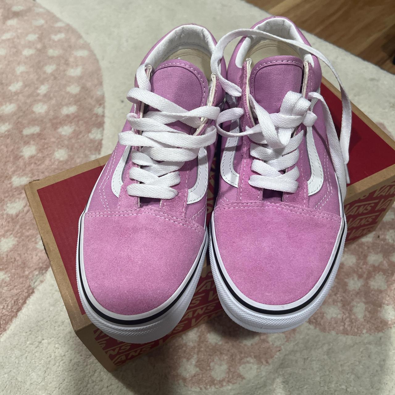 Ladies purple vans deals