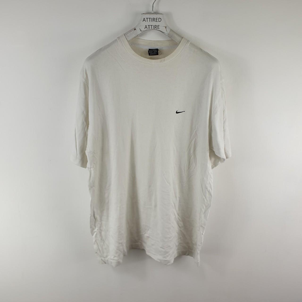 NIKE T SHIRT MENS WHITE XL K165 Measurements below... - Depop