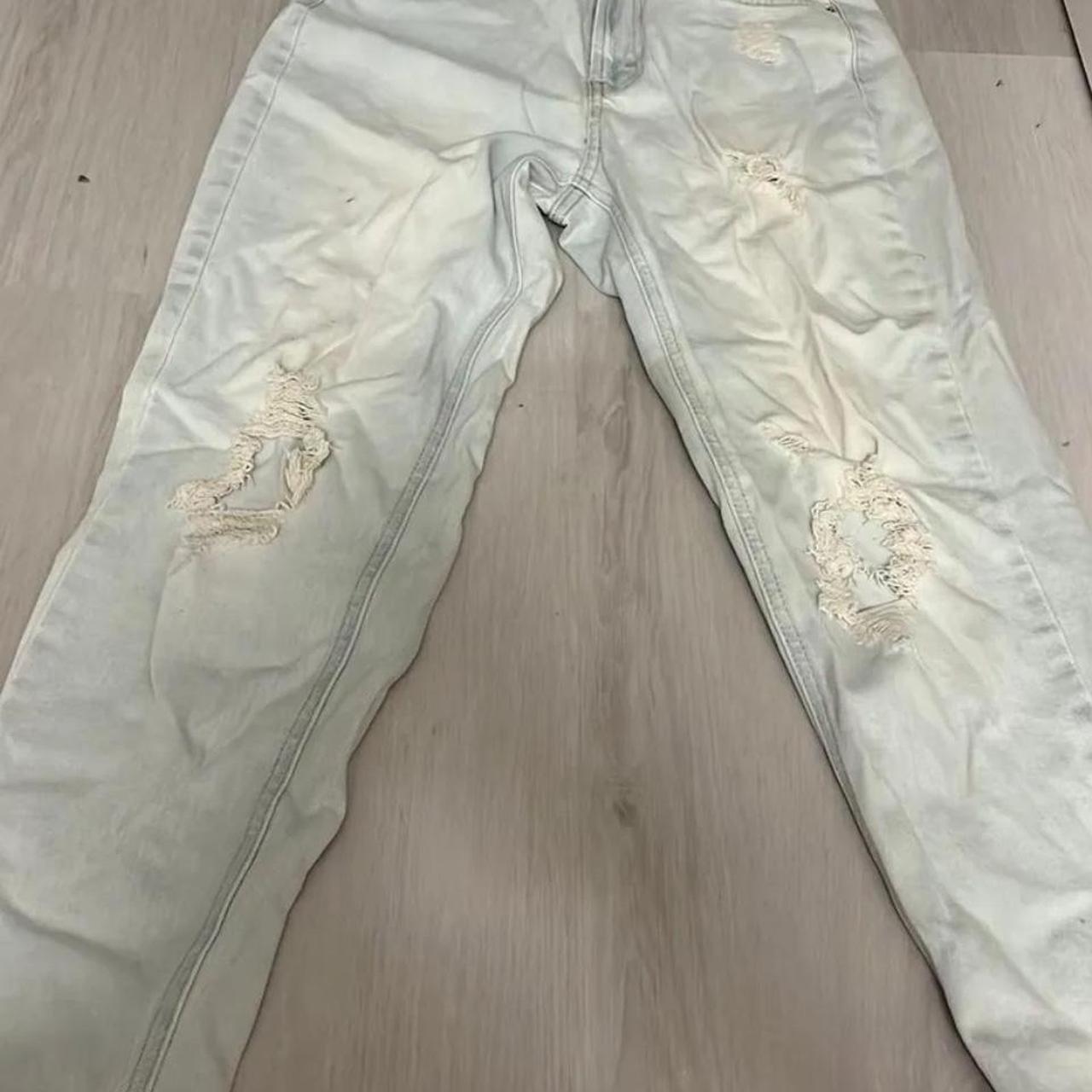 item listed by youngkeira27