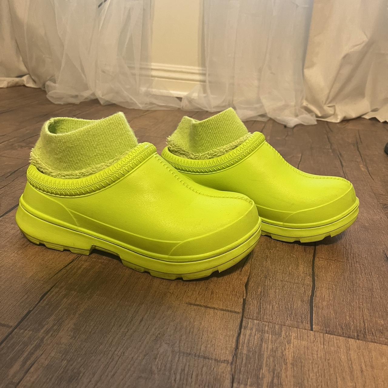 BRIGHT GREEN RUBBER UGGS in great condition! size: 8... - Depop