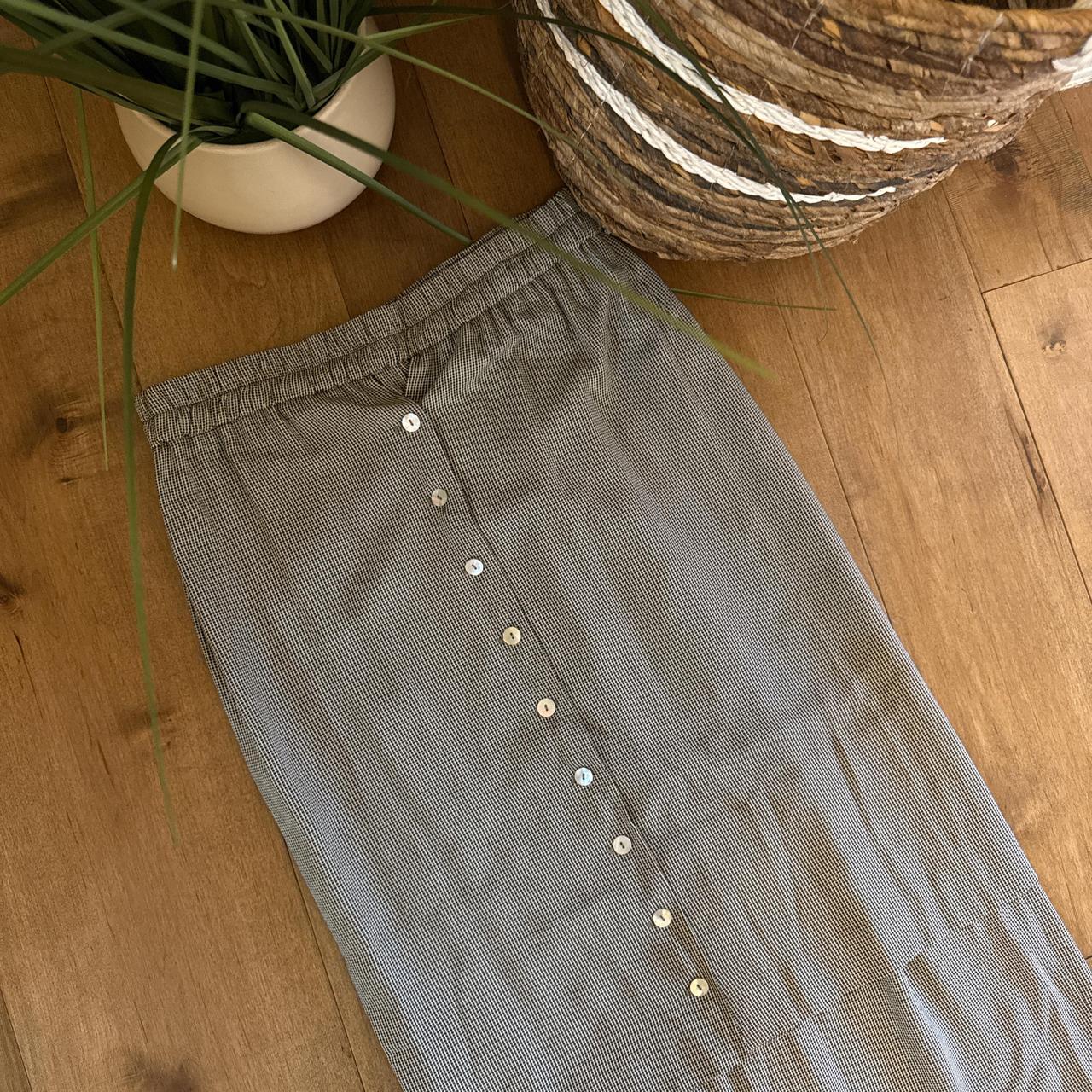 item listed by ajbeethrifty