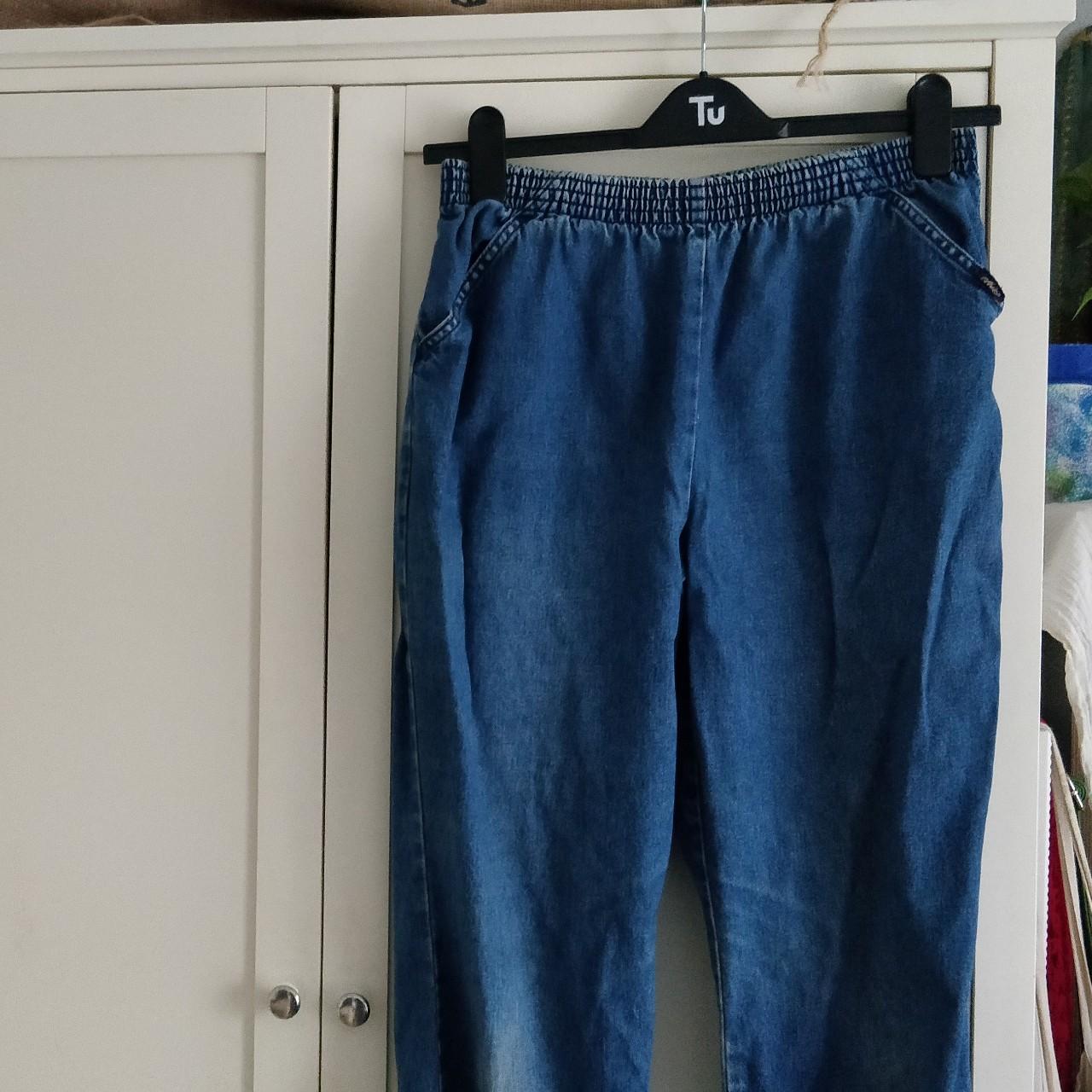 Elastic high waist mom jeans Great condition Would... - Depop