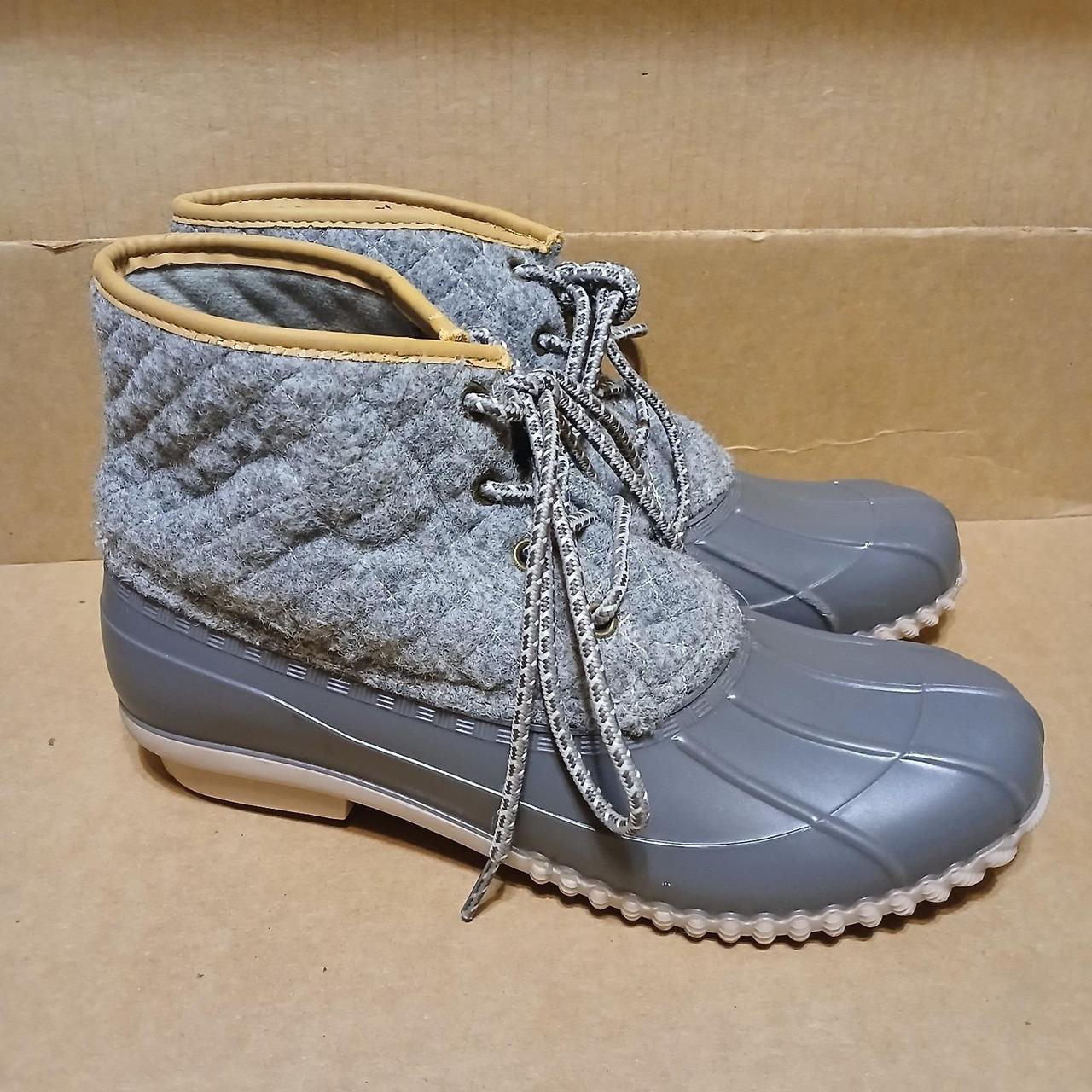 women's gray duck boots