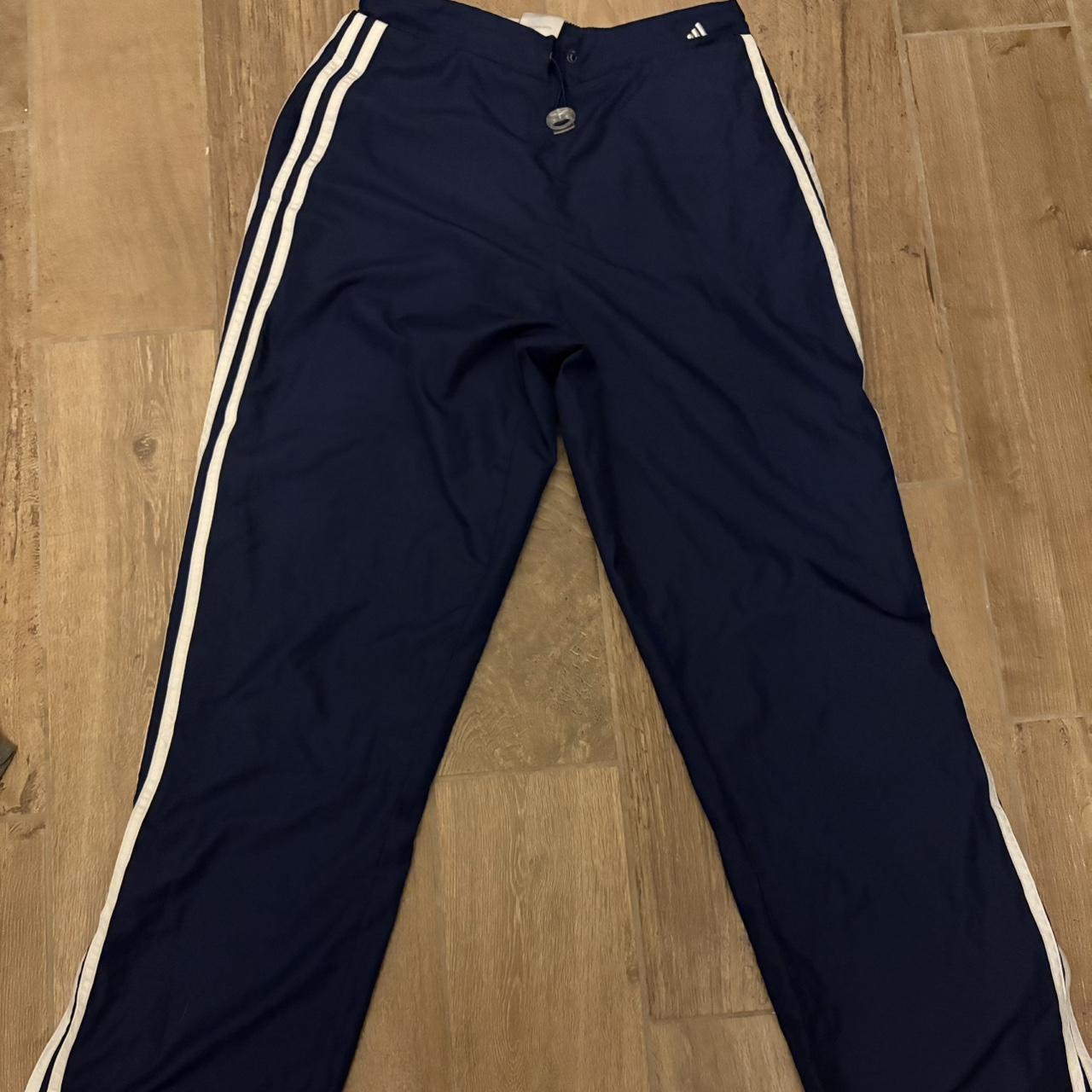 item listed by buyfromlana