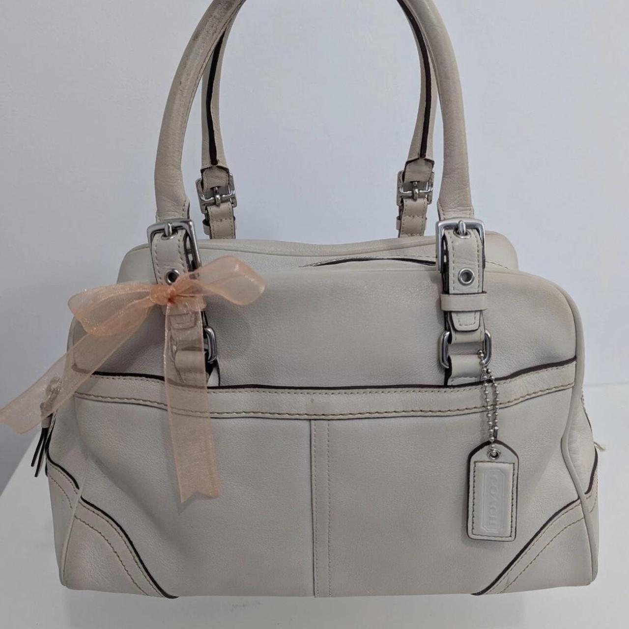 item listed by buyfromlana