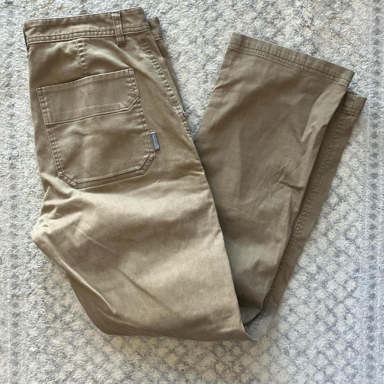 item listed by shwrndasink