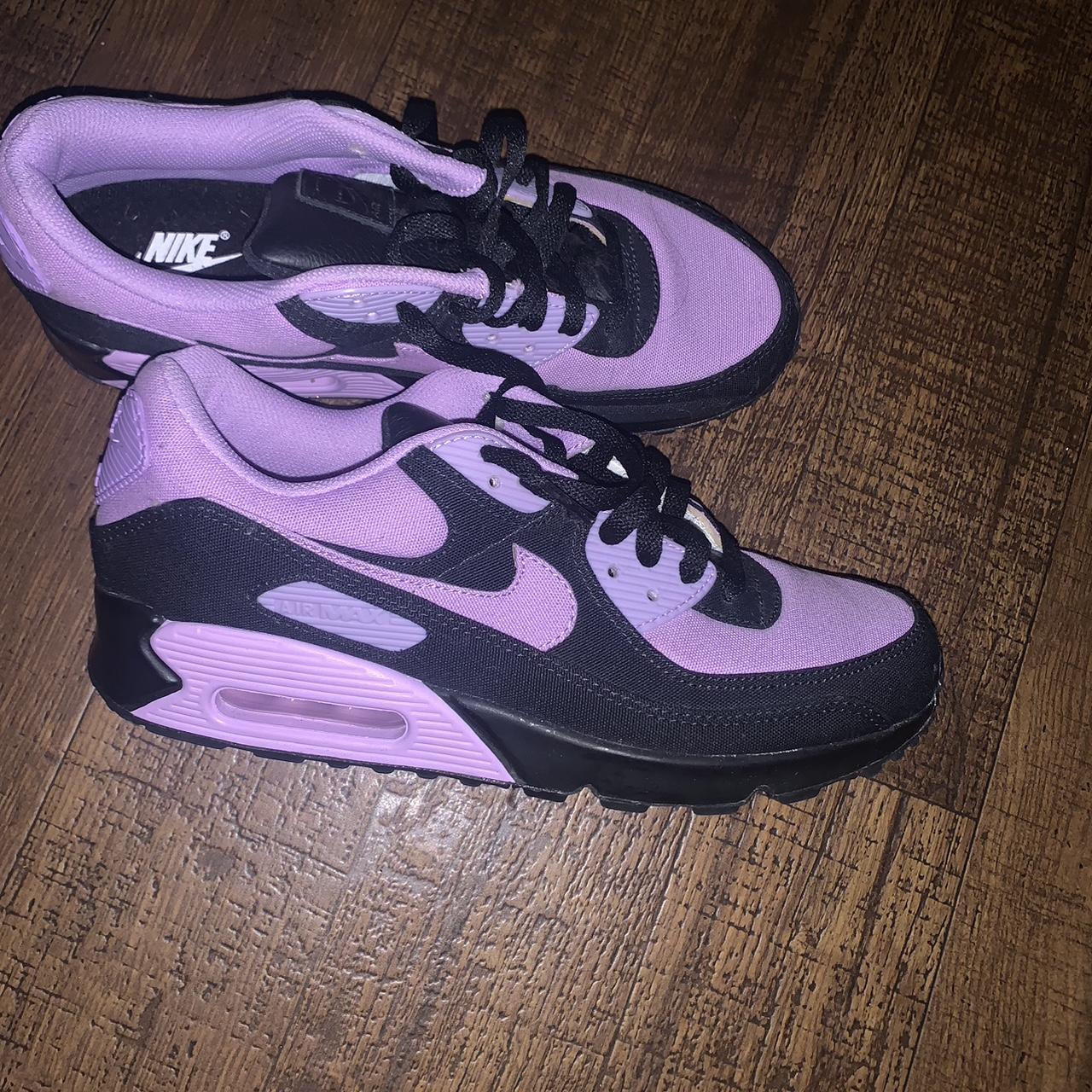 Black and purple nike trainers hotsell