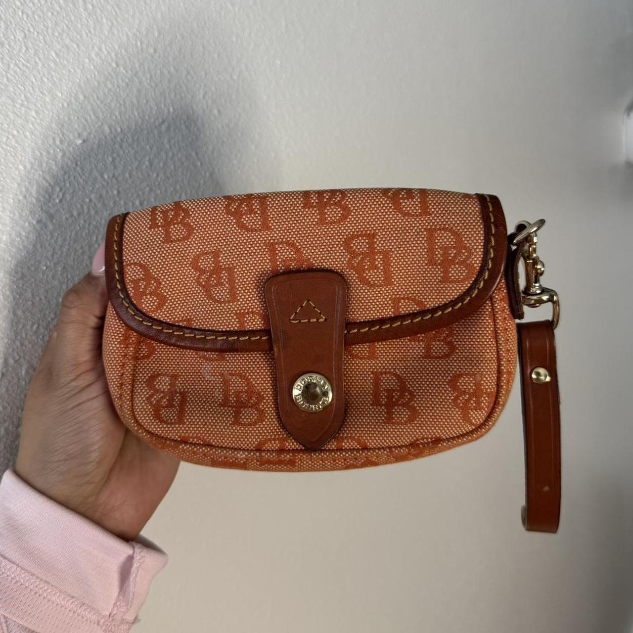 item listed by 3ssmee