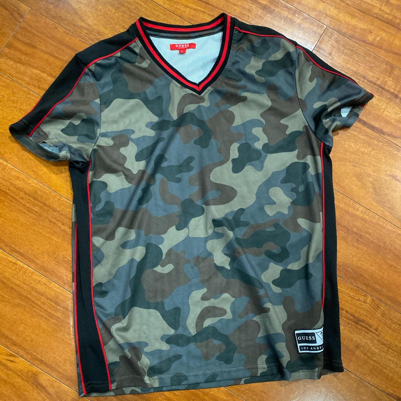 Camo guess shirt fashion