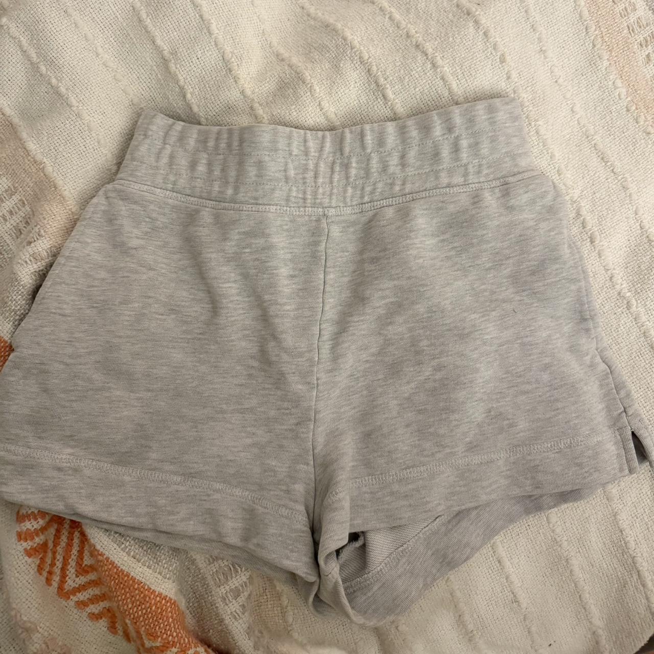 item listed by cutiejackiescloset