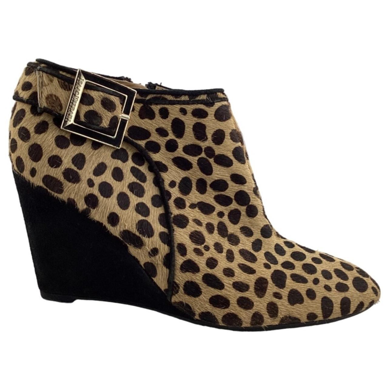 Isaac mizrahi wedge boots online