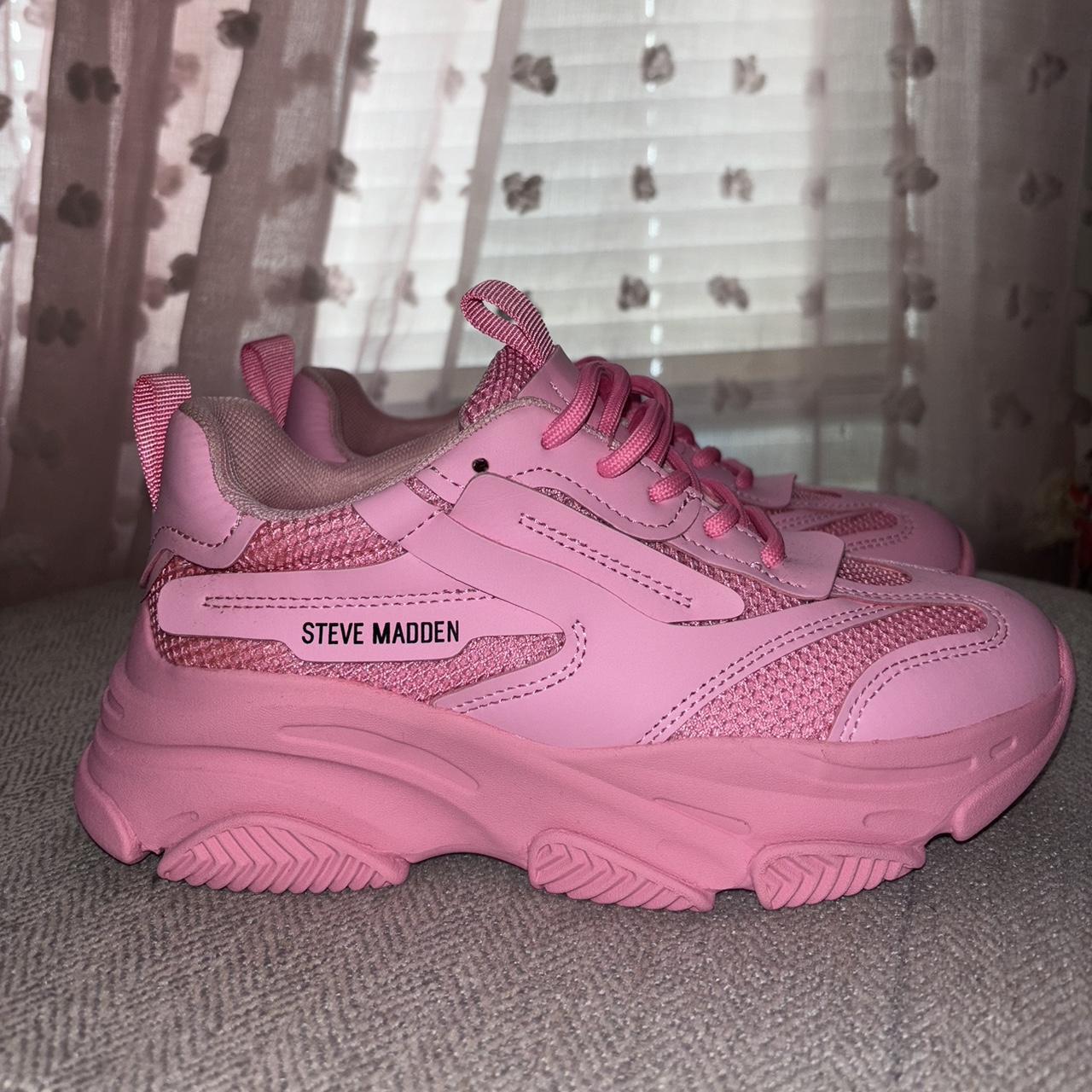 Size 3 youth also fits a size 5 women s. Super cute. Depop