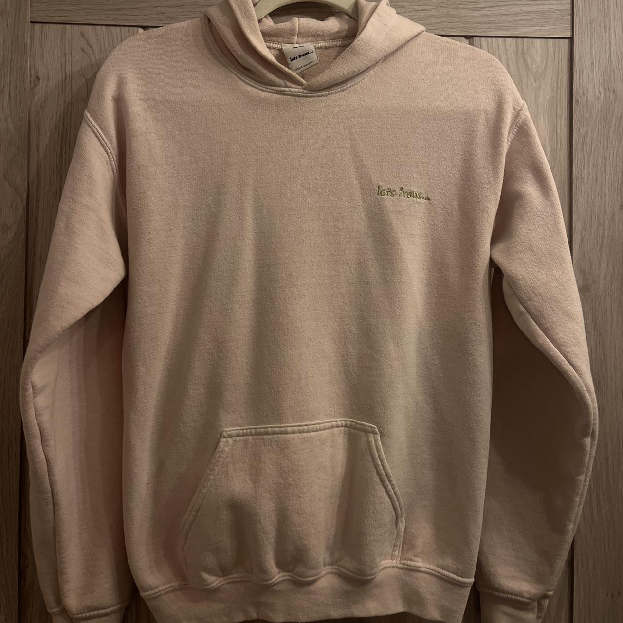 item listed by livvyriley