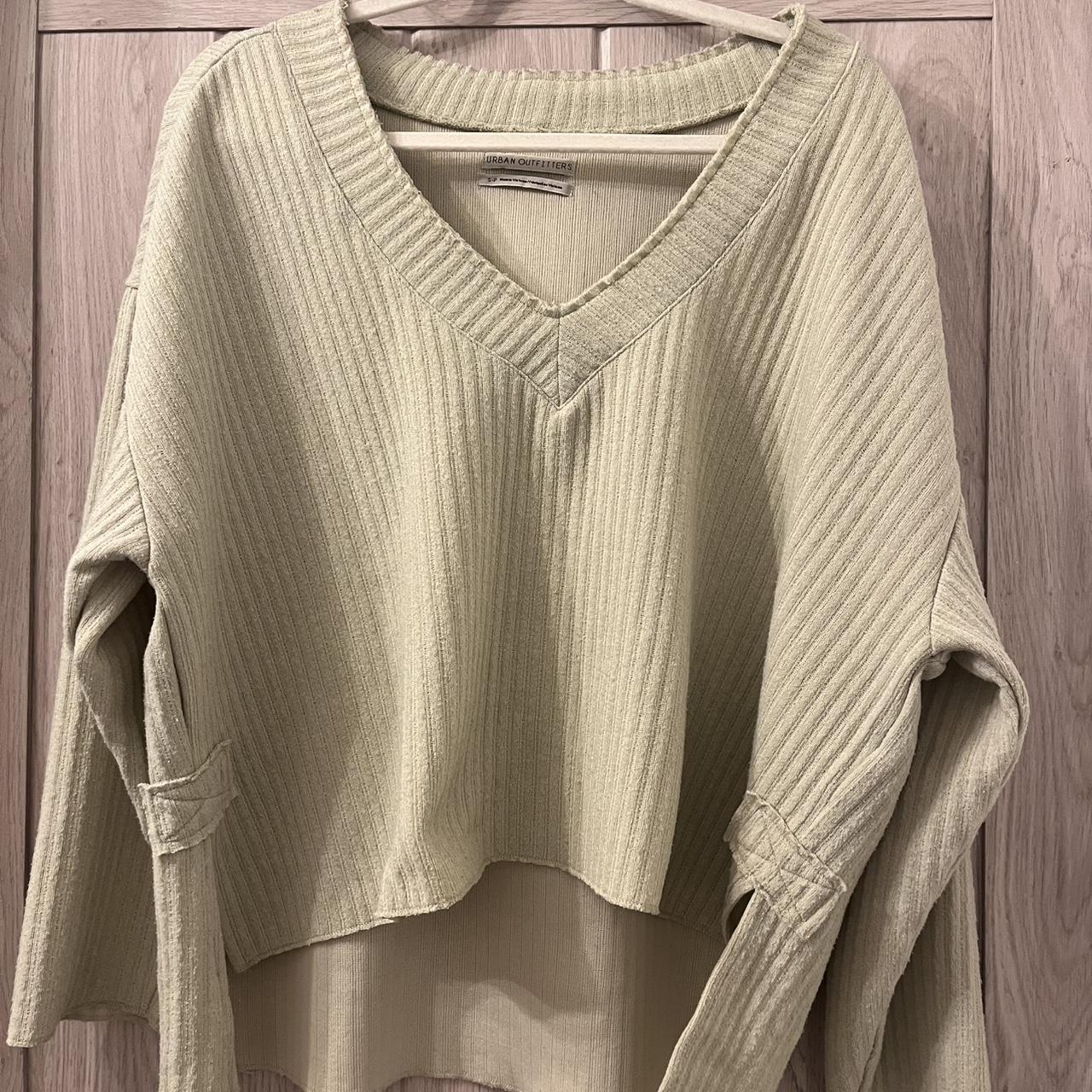 item listed by livvyriley