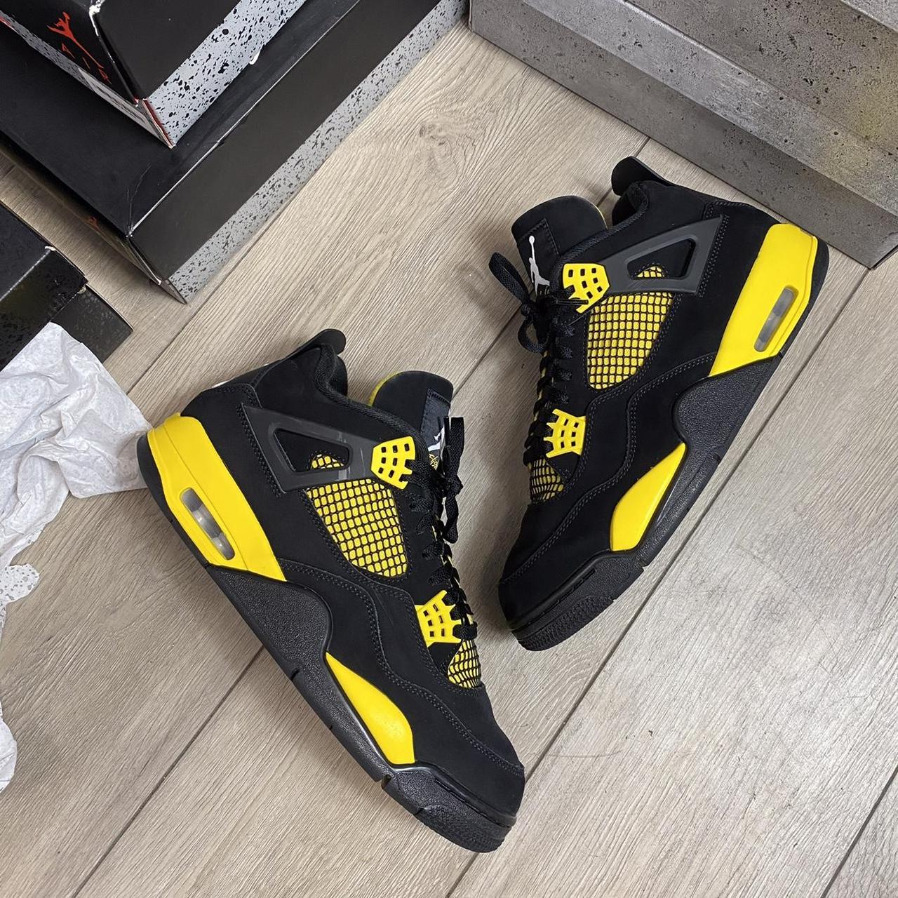 black and yellow jordans size 5