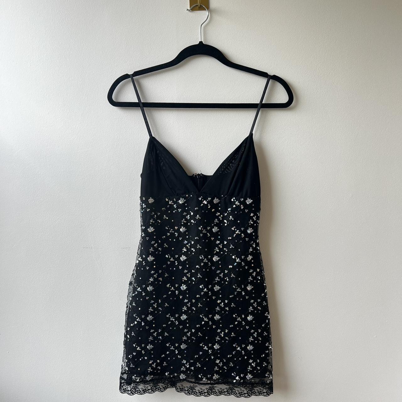 item listed by nikkimiles88