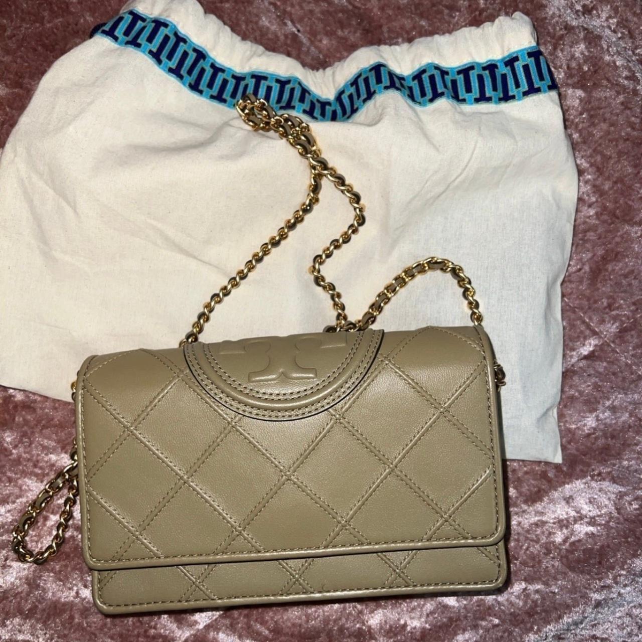 Tory Burch Fleming Soft Chain Wallet Used | Depop