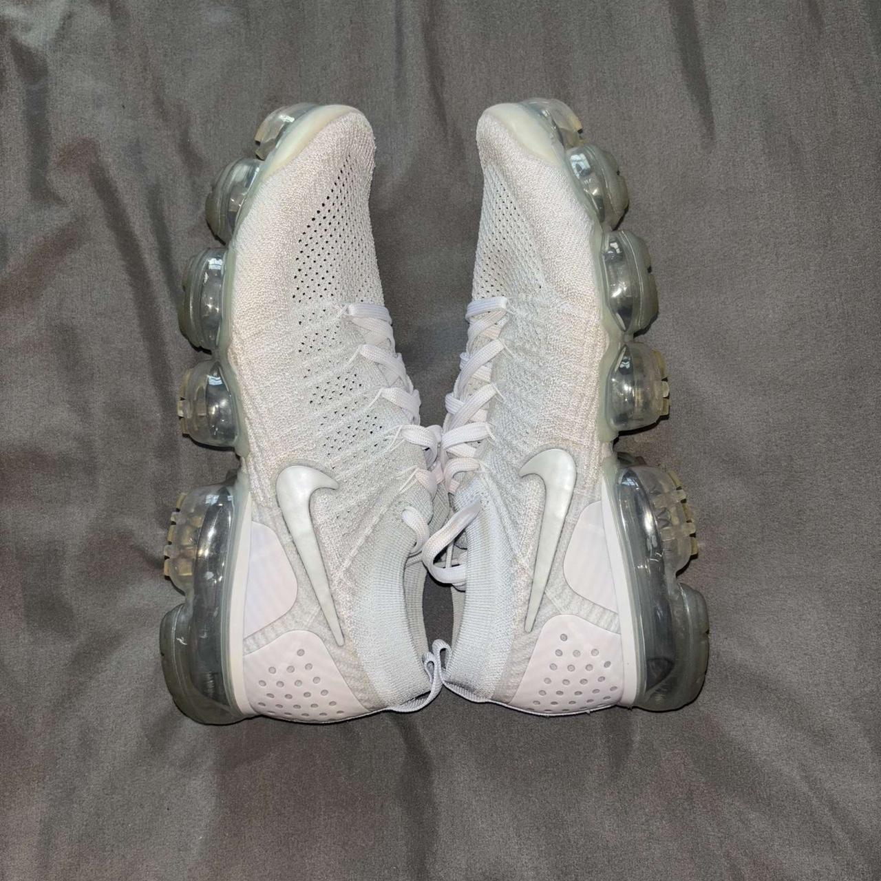 vapormax triple white 2.0
