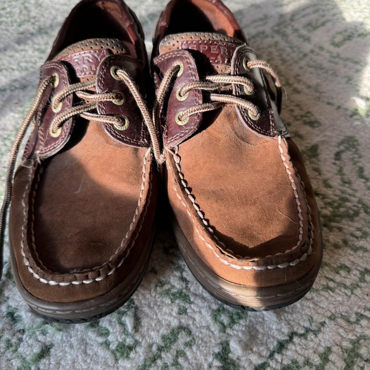 Fashion burgundy sperrys