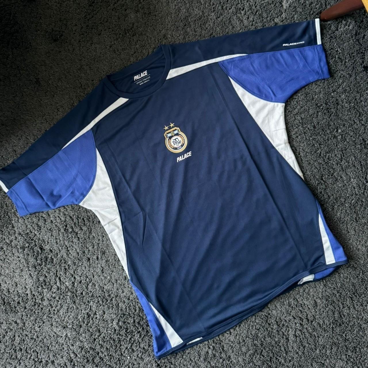 ウェア palace PERSAILLES FOOTBALL TOP Palace persailles football top jersey Size | Depop