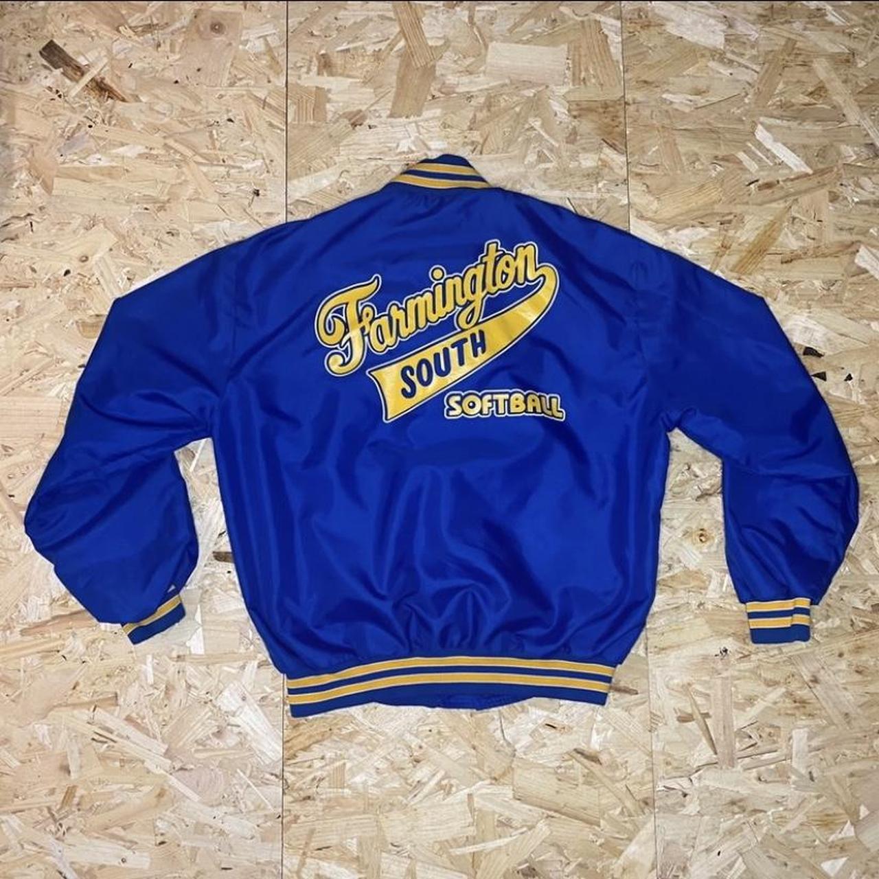 item listed by blue42preloved