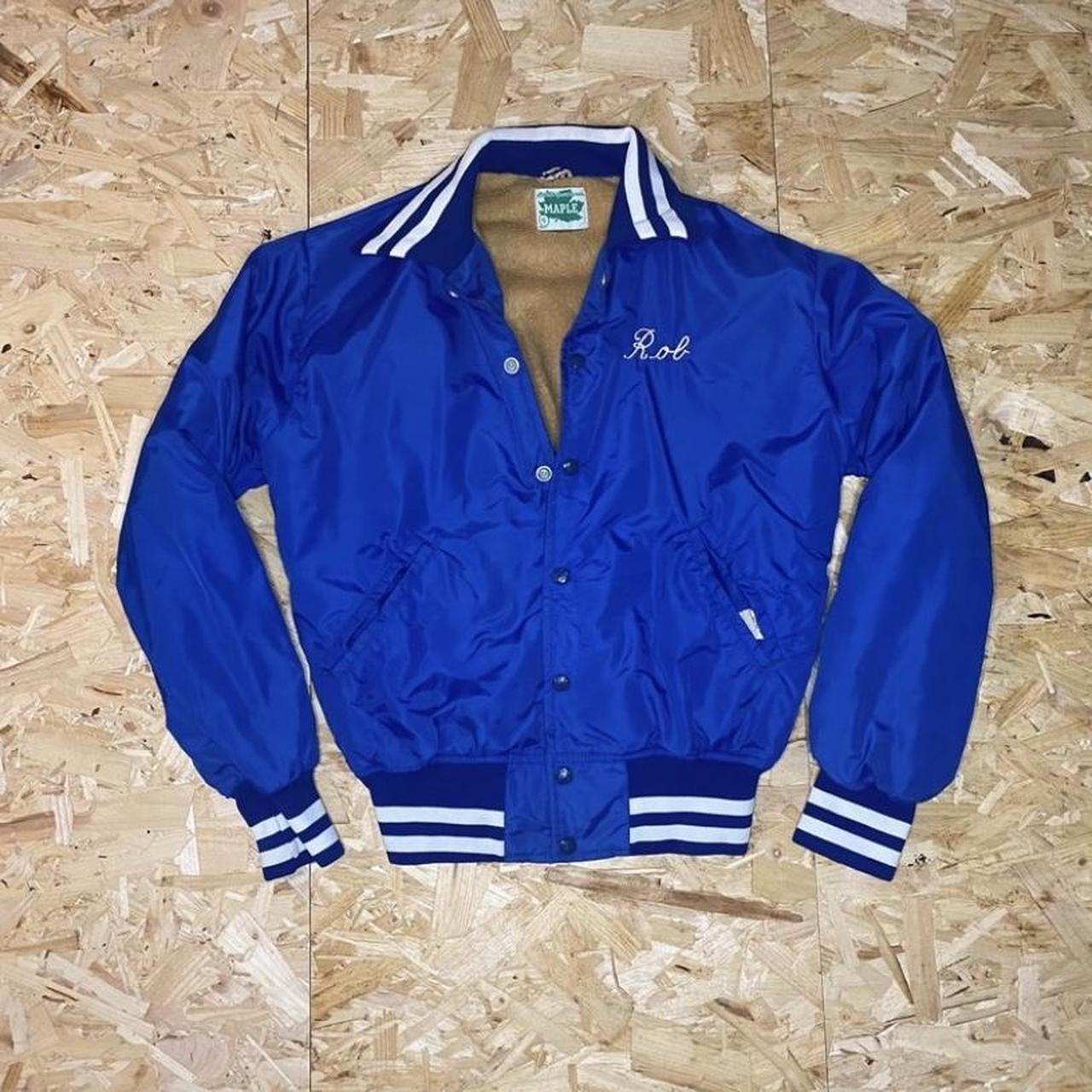 item listed by blue42preloved