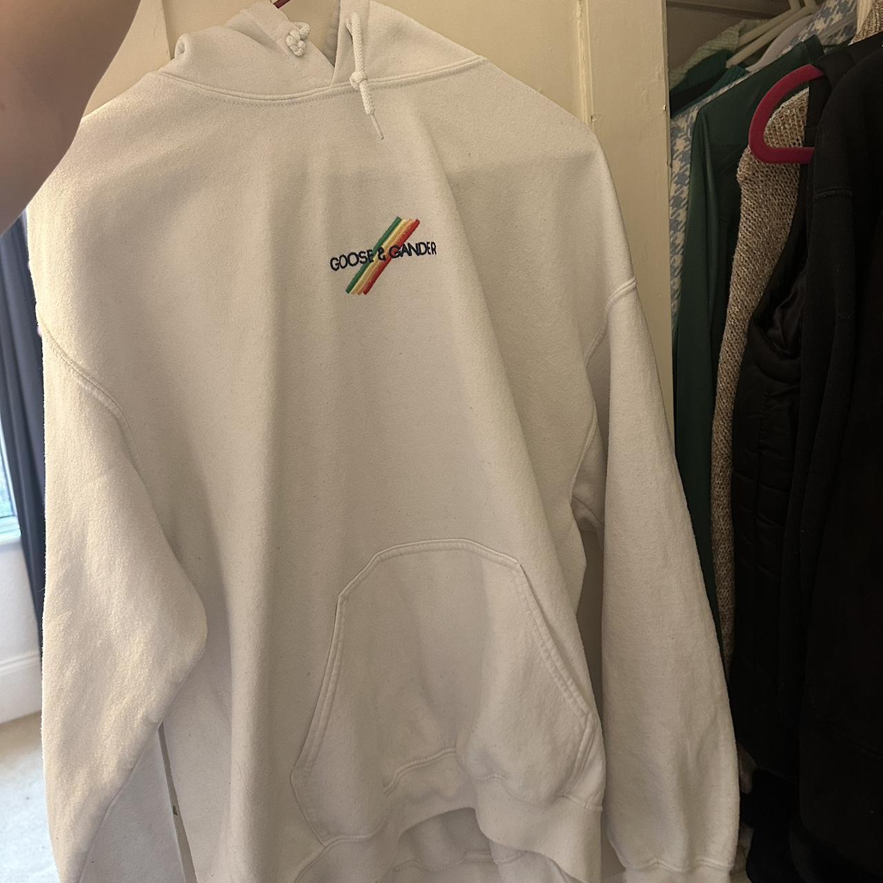 Goose & Gander Women's Hoodie Depop