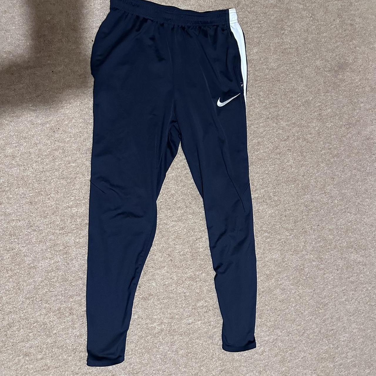 nike joggers with zip