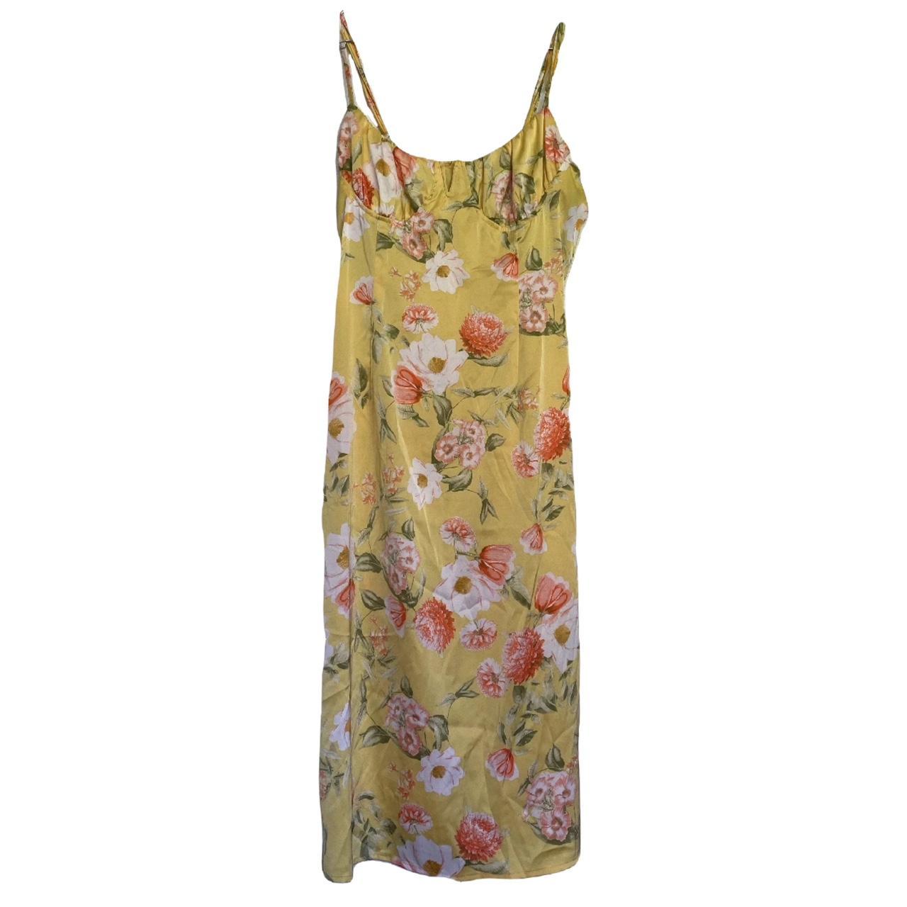 beautiful forever 21 yellow summer floral midi dress... - Depop