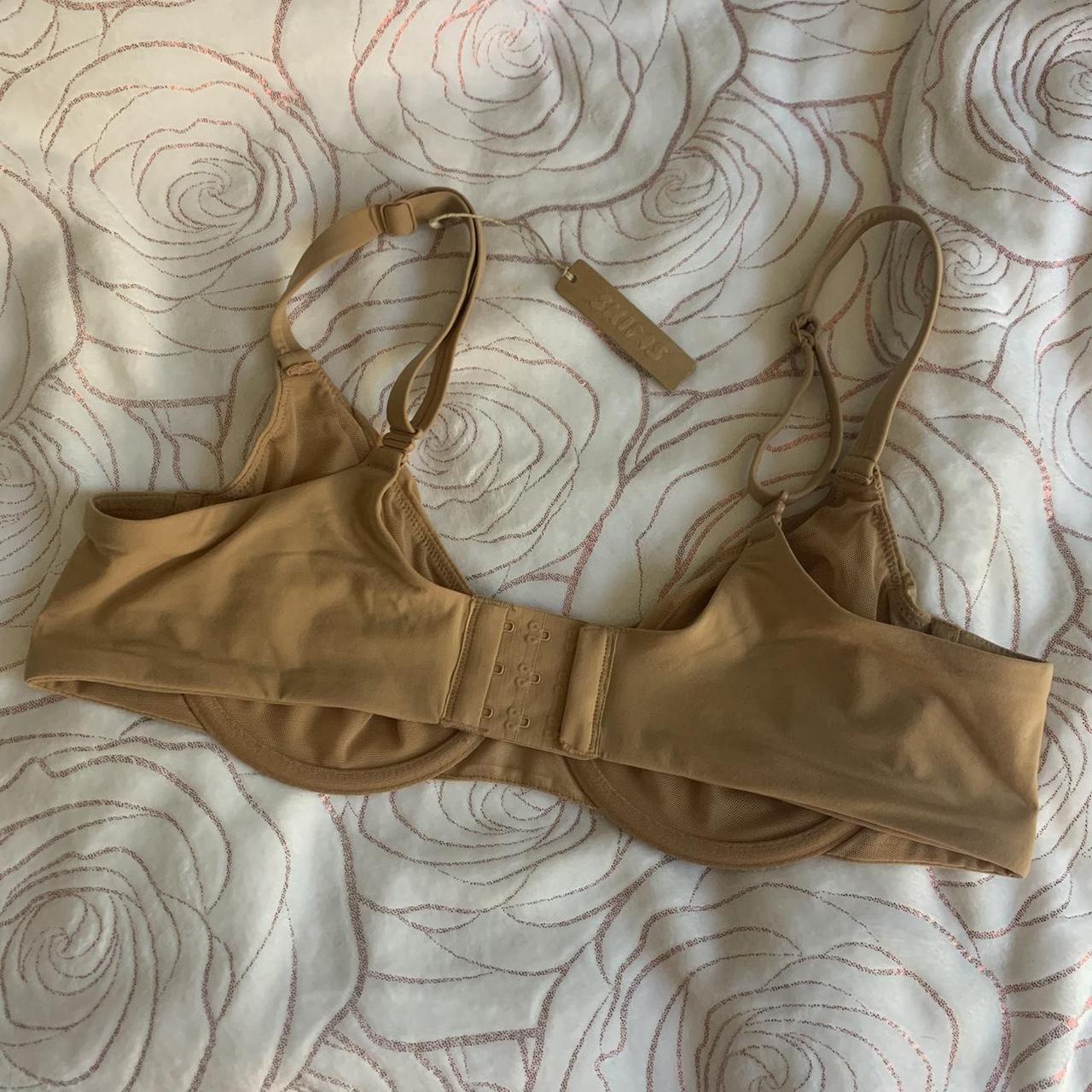 *NWT* Skims Fits Everybody Unlined Underwire Demi