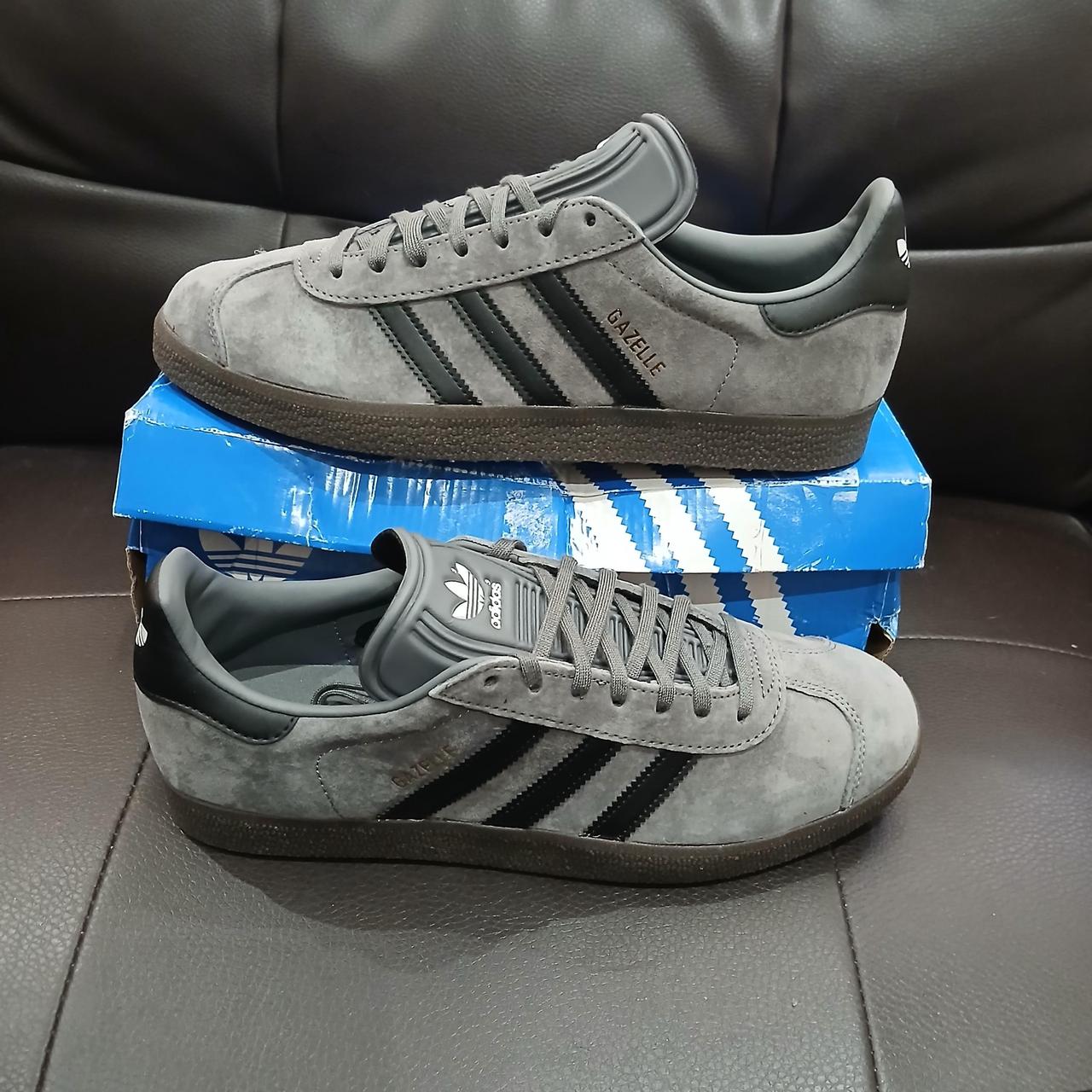 item listed by ariginalh