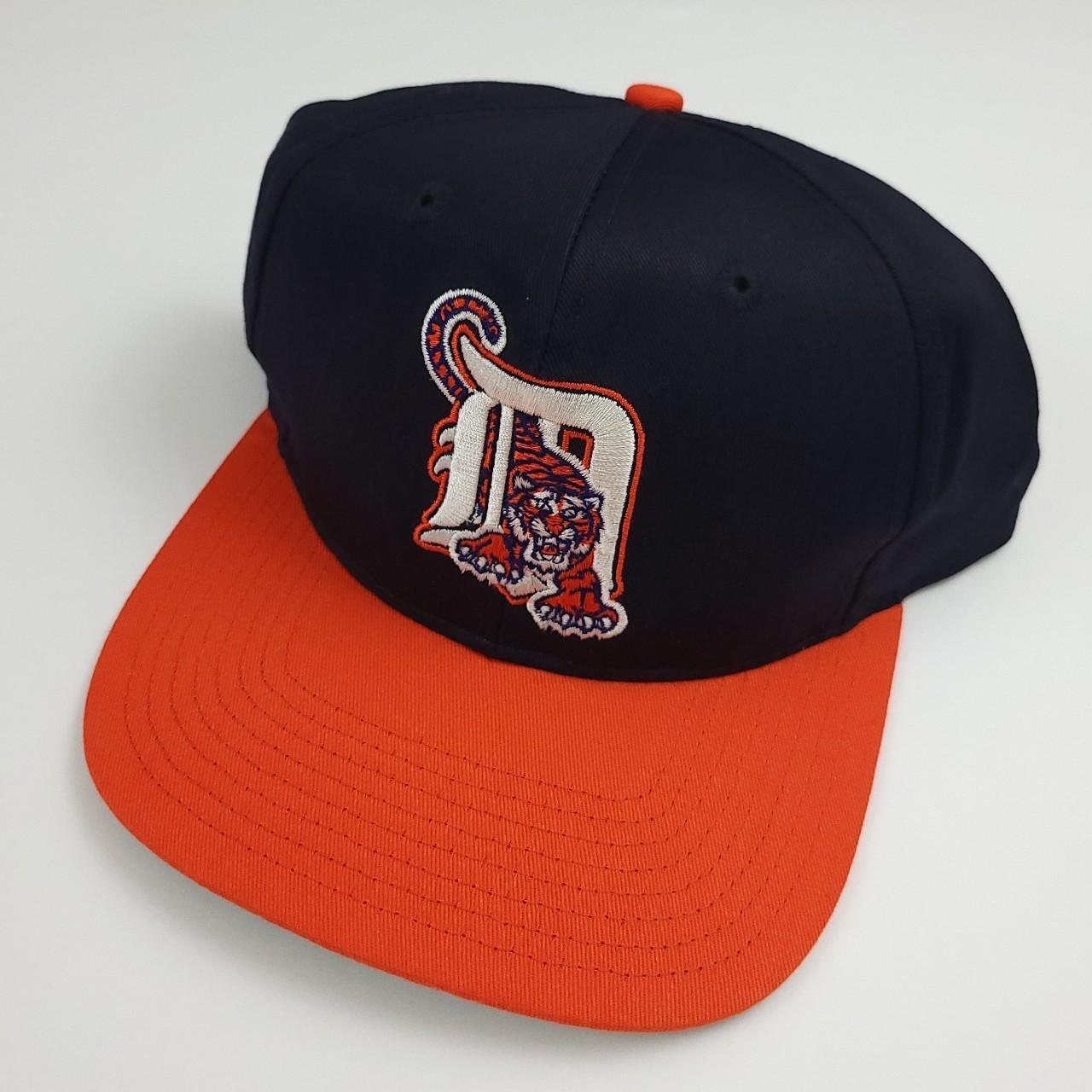 Vintage 90s Detroit Tigers logo hat. Super cool... - Depop