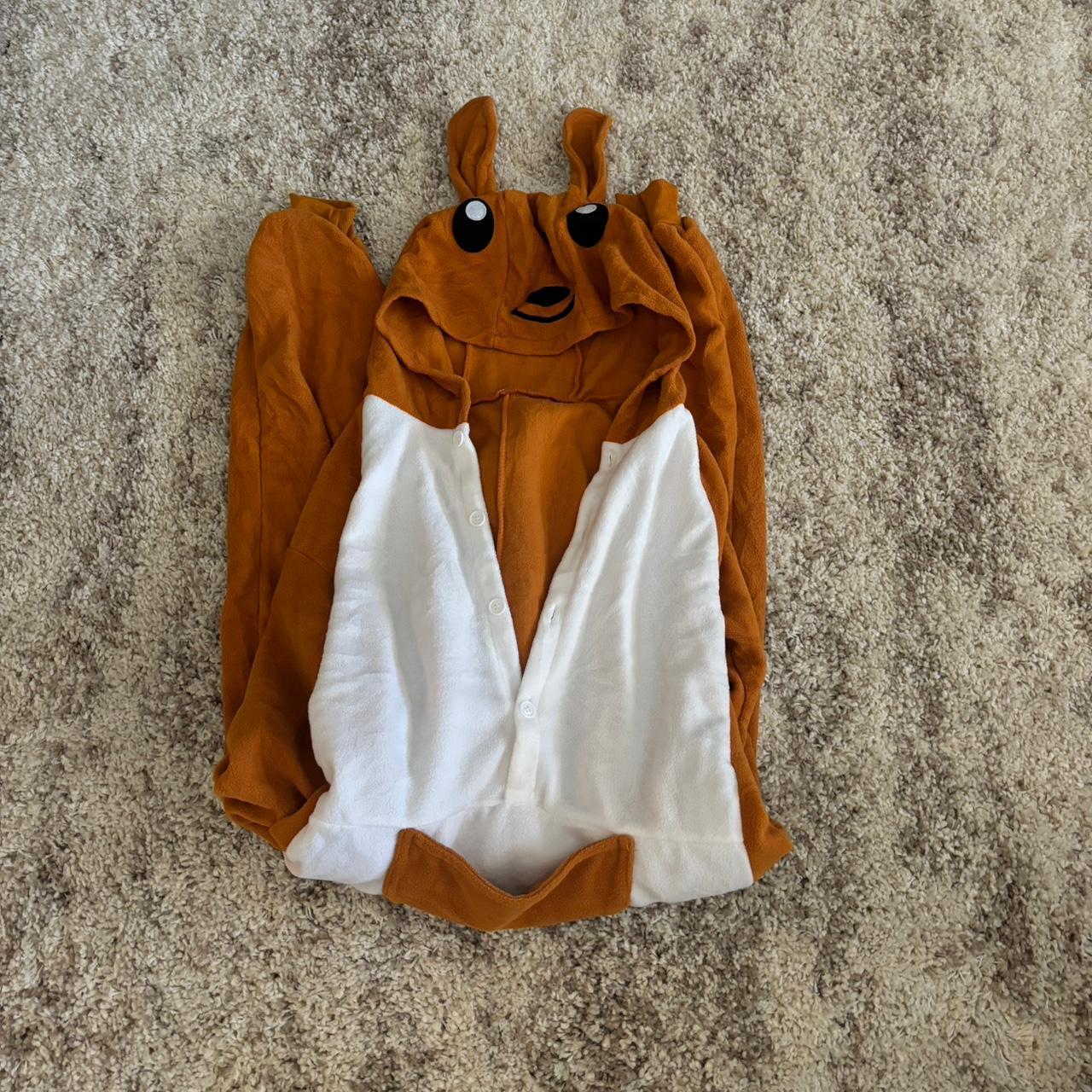 item listed by ashleyescloset