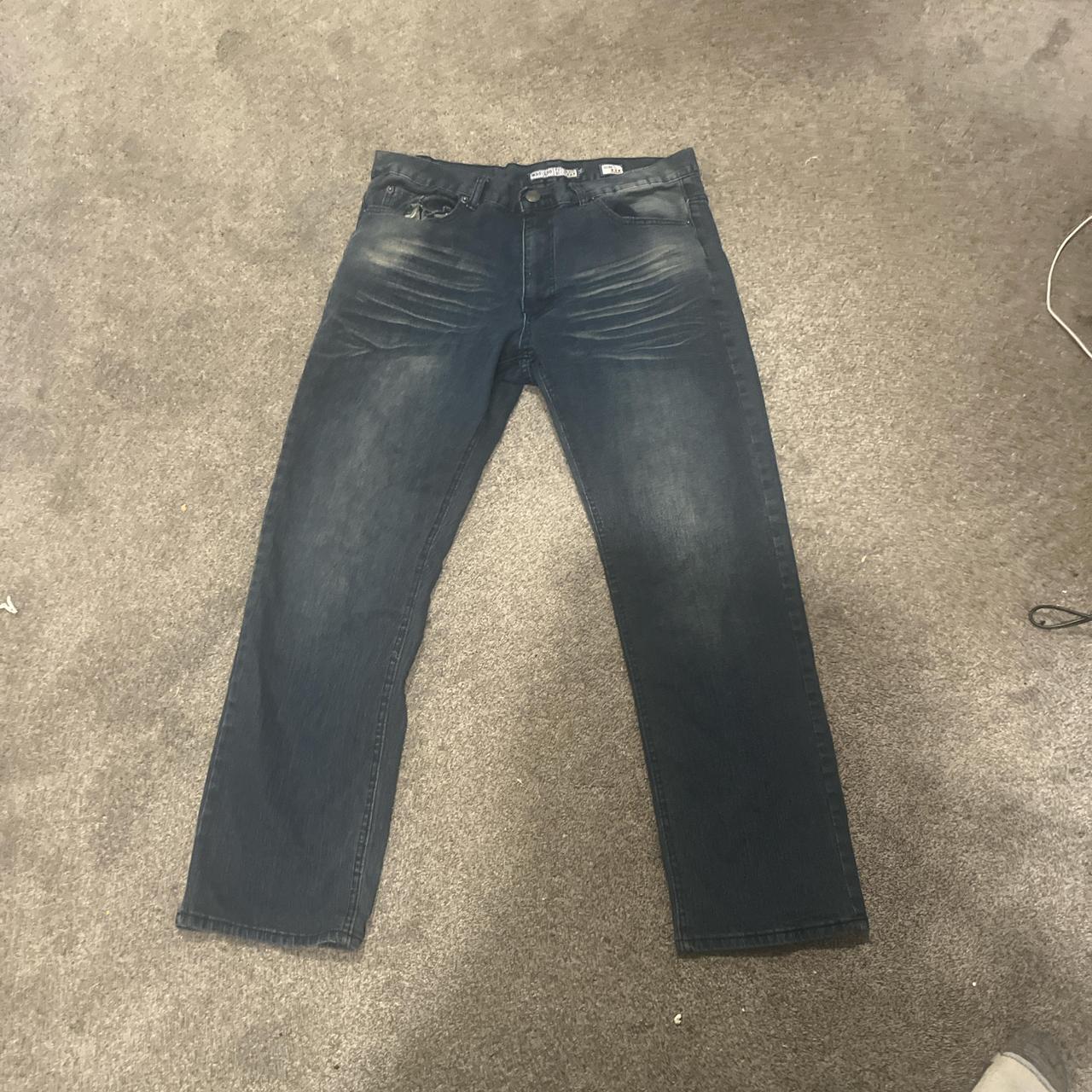 item listed by vince6_7