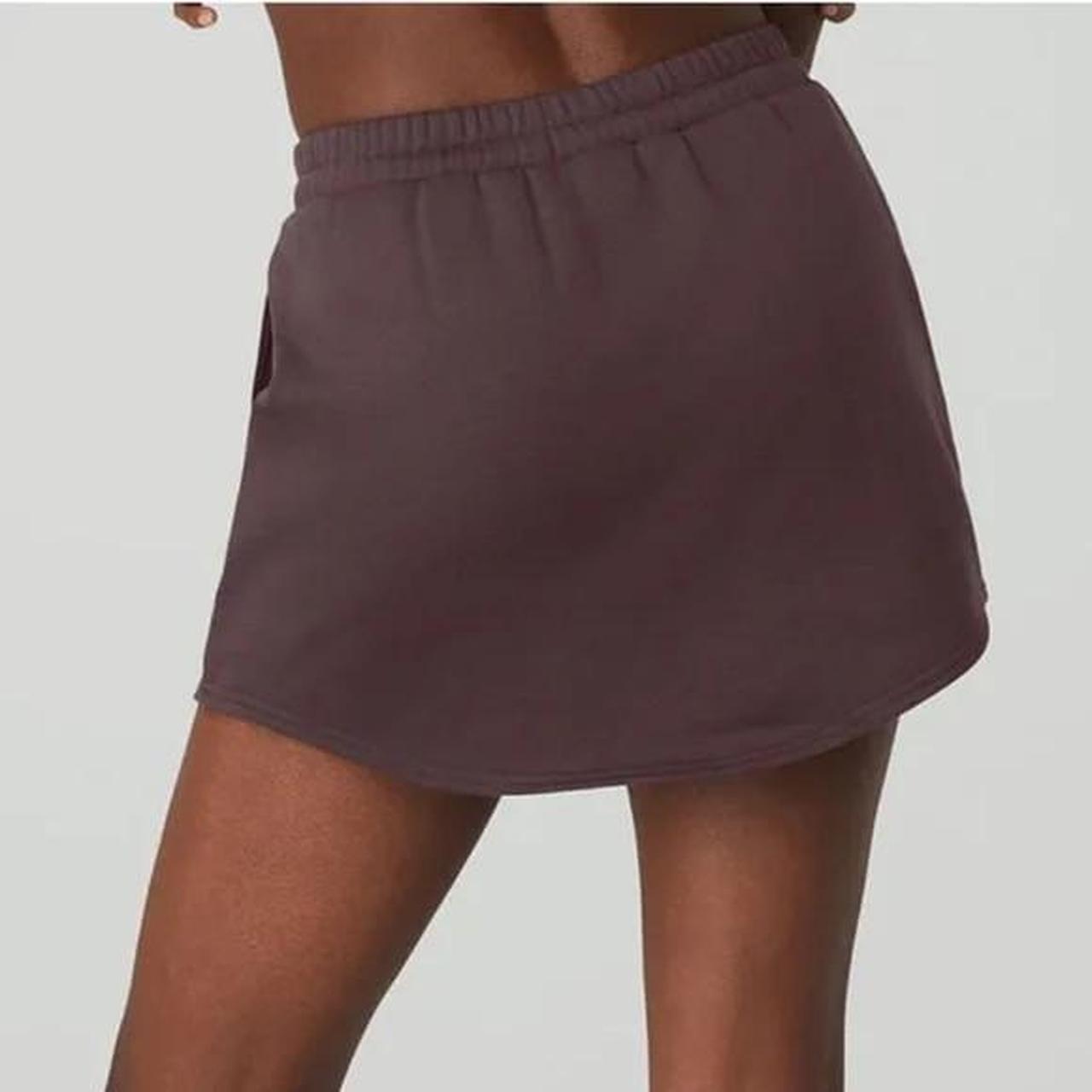 Alo yoga high waist accolade skirt size xs | Depop