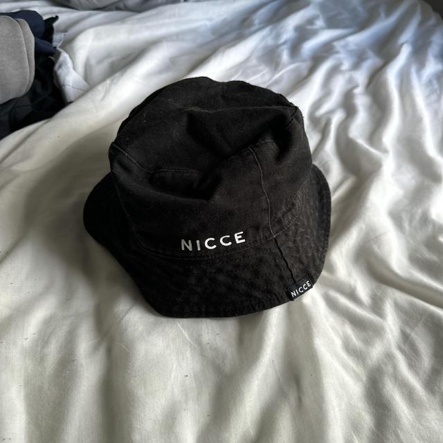 Bucket hat nicce online