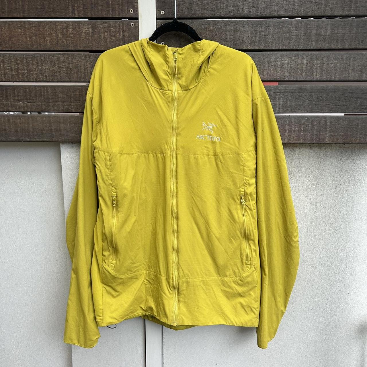 Arc’teryx jacket in Mustard Men’s L Has some minor... - Depop