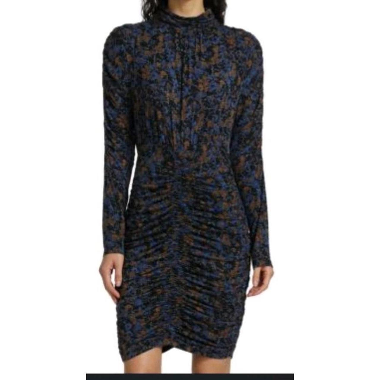 item listed by alexis30_as