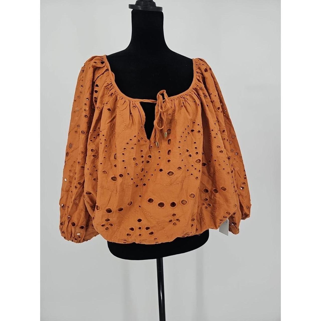 item listed by alexis30_as