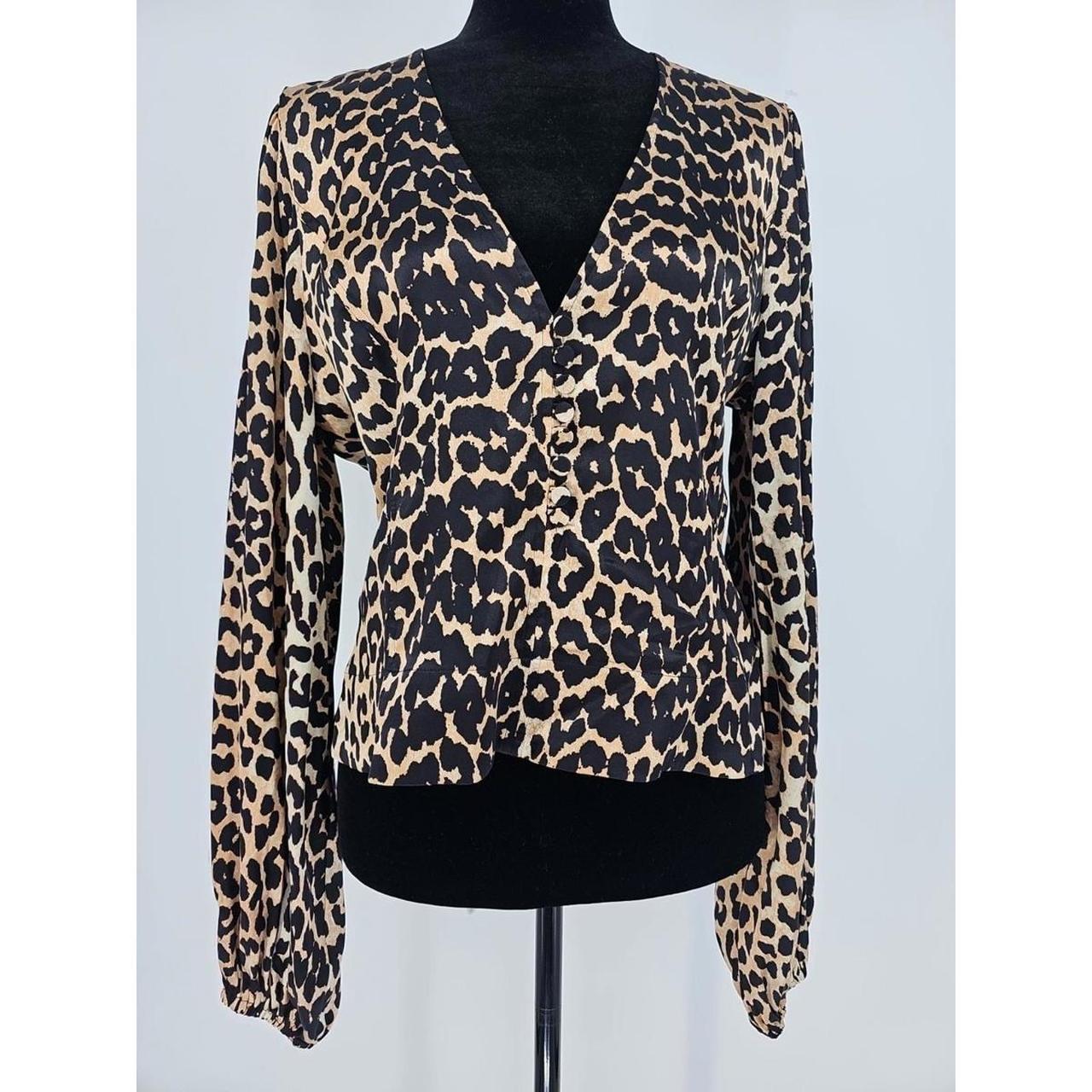 item listed by alexis30_as