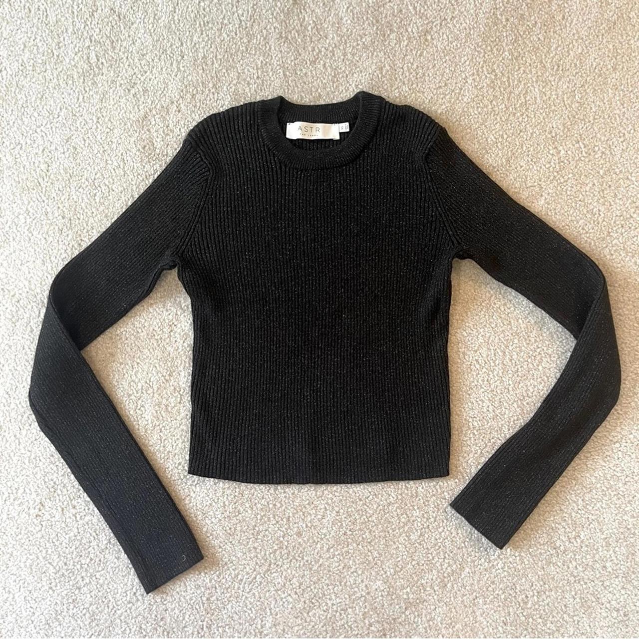 Women's Sweater - Black/Gold - XS – ASTR cropped black ribbed sweater with gold …