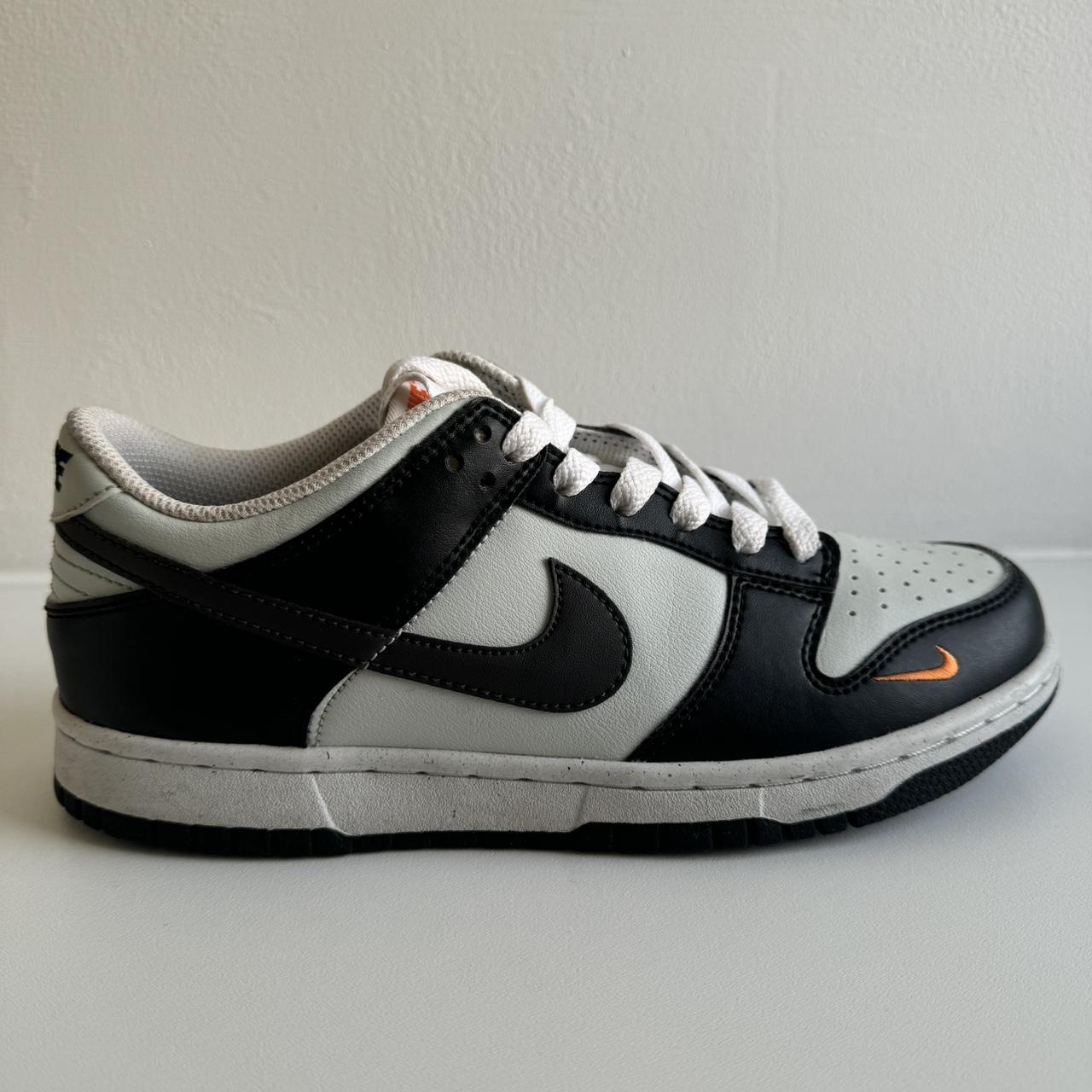 dunk low size 5.5