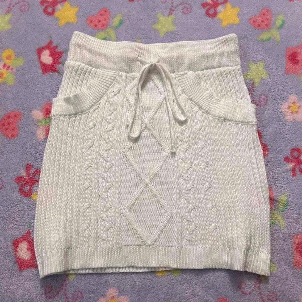 item listed by kunieinyourwallz