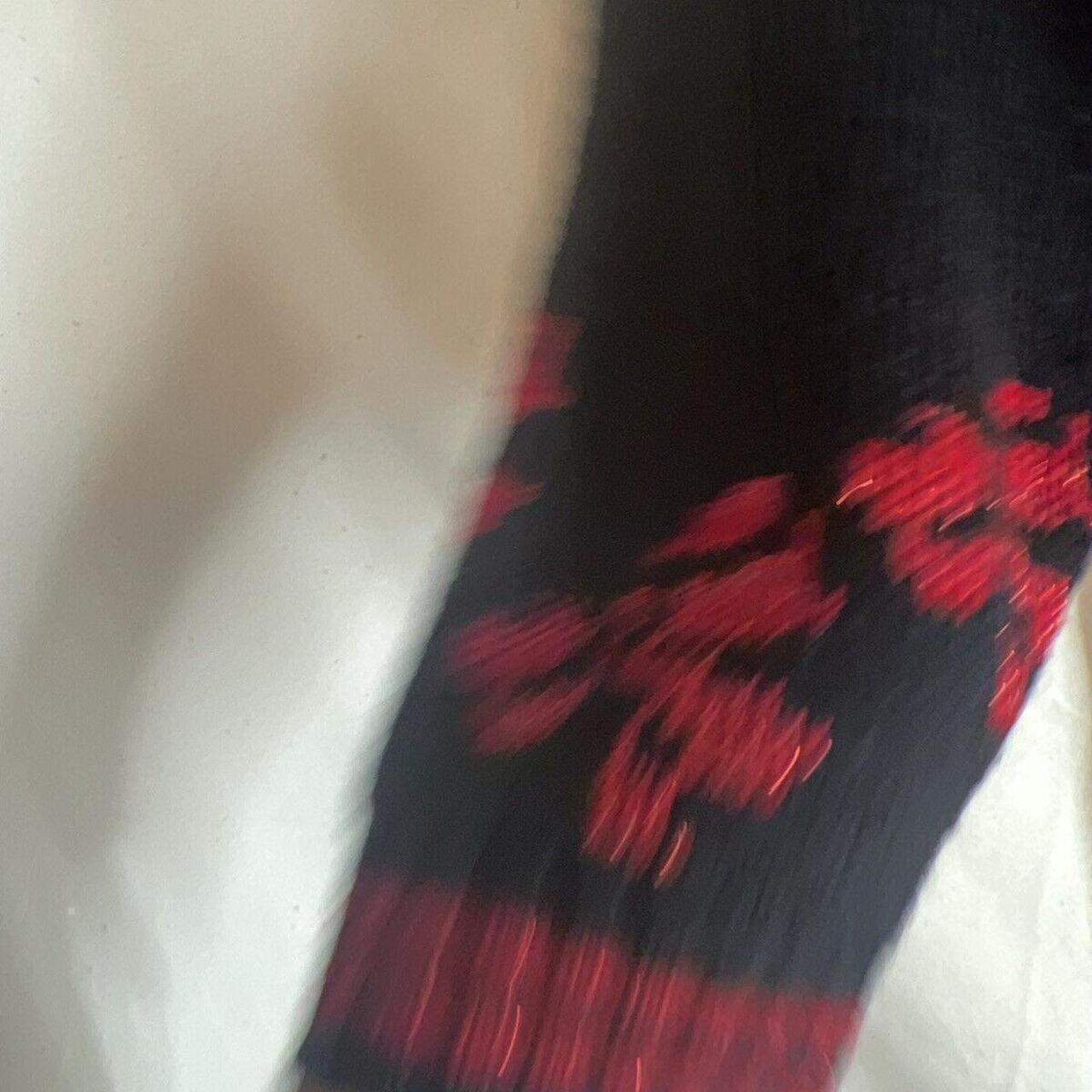 Source Unknown Women's Sweater - Multi - L – Get … - image 7