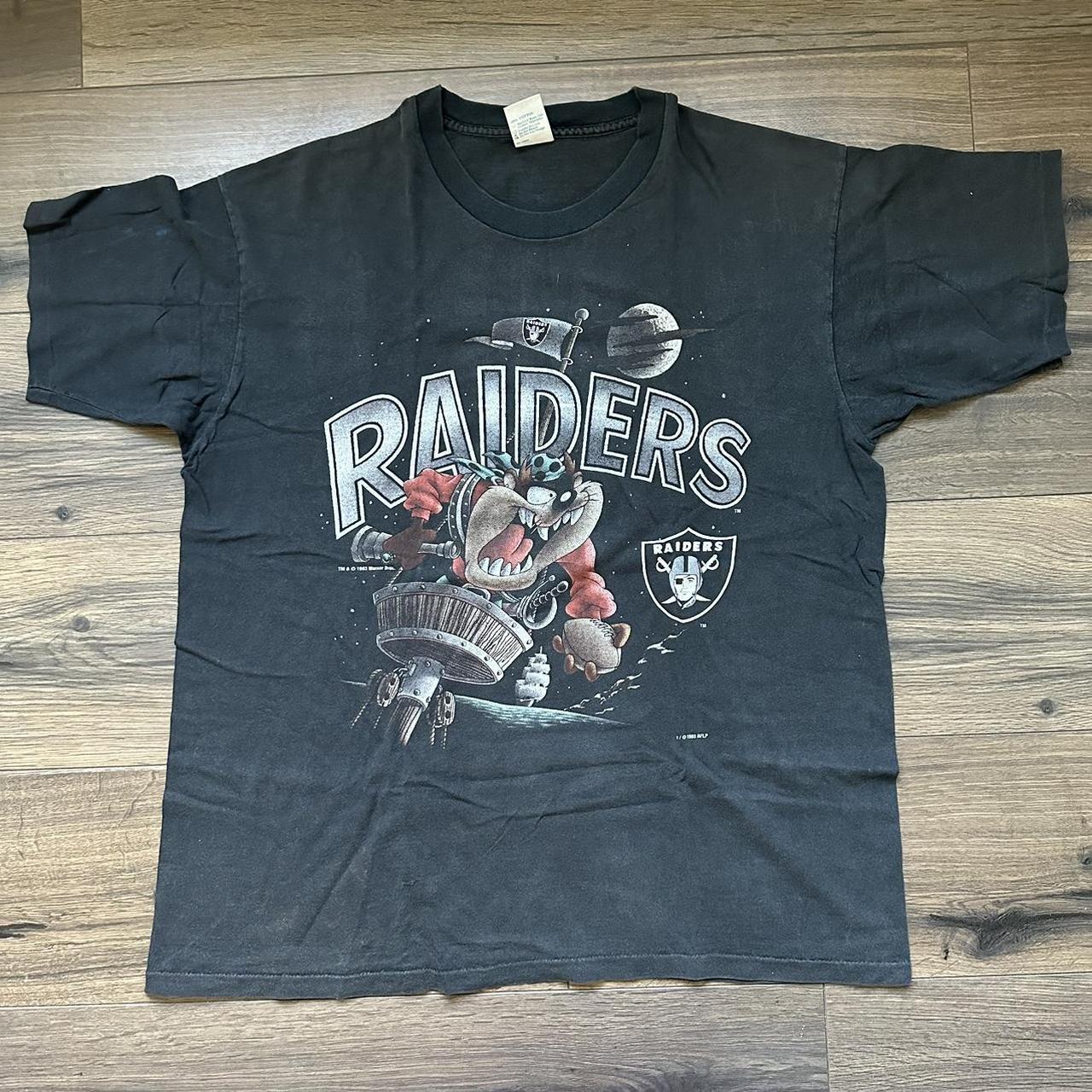 Vintage Oakland Raiders Taz t shirt Size XL,... - Depop