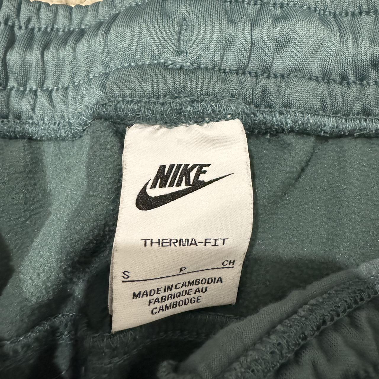 NEVER WORNGreen Nike Air Max joggers sweatpants Depop