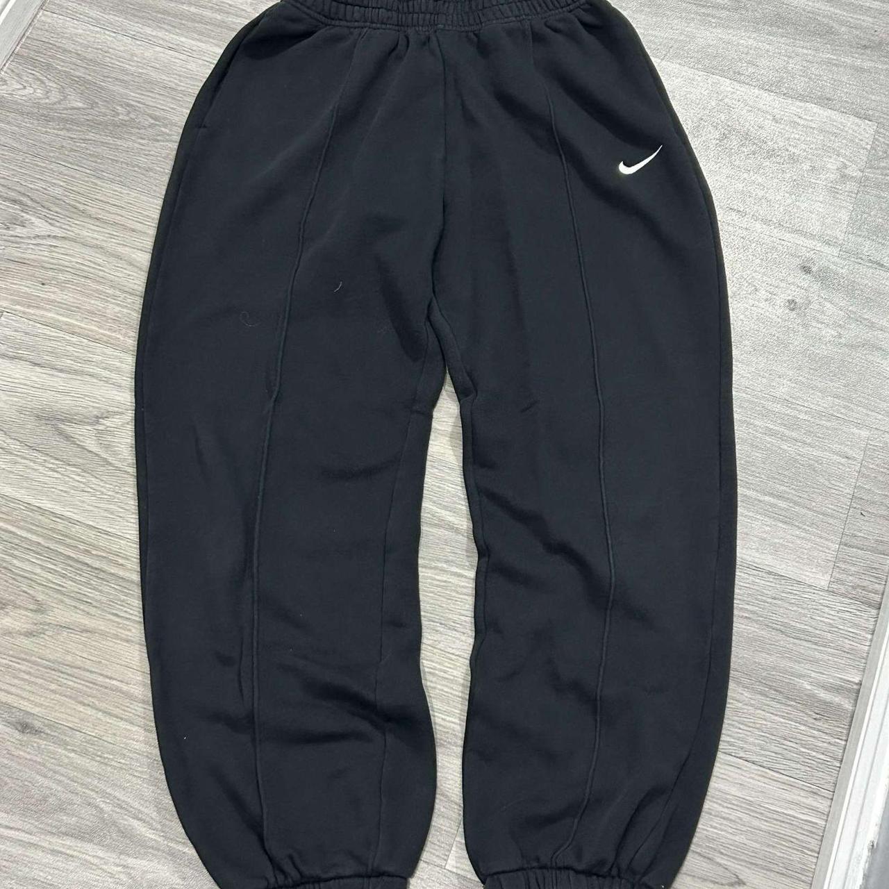item listed by akhunzz